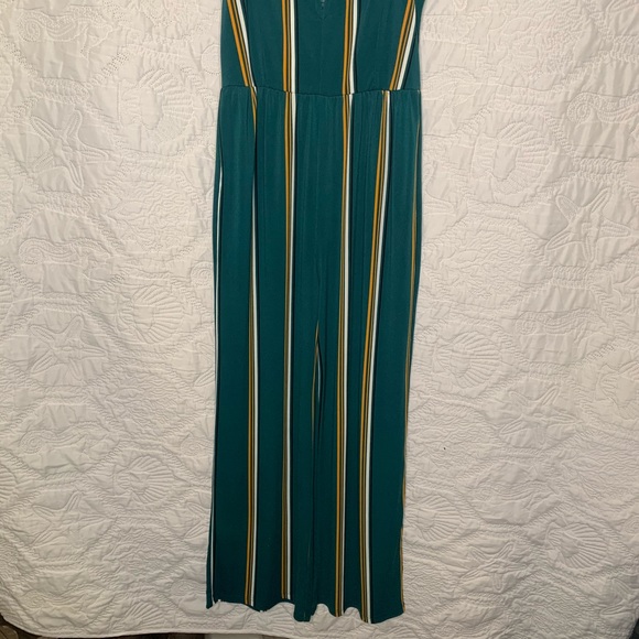 Express Green Jumpsuit - Picture 3 of 5